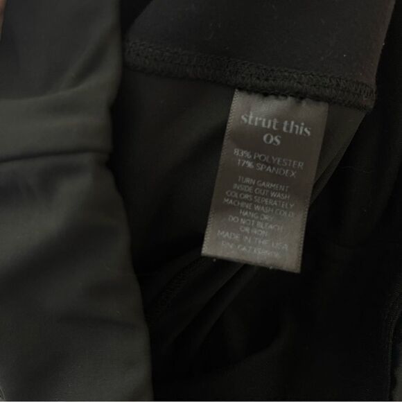 Strut! Black with Gold Stars Leggings Size Small - Picture 5 of 5